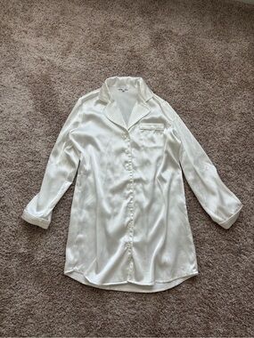 Revelry Rise n Shine Satin Sleep Dress Shirt - Pearl White Size Medium